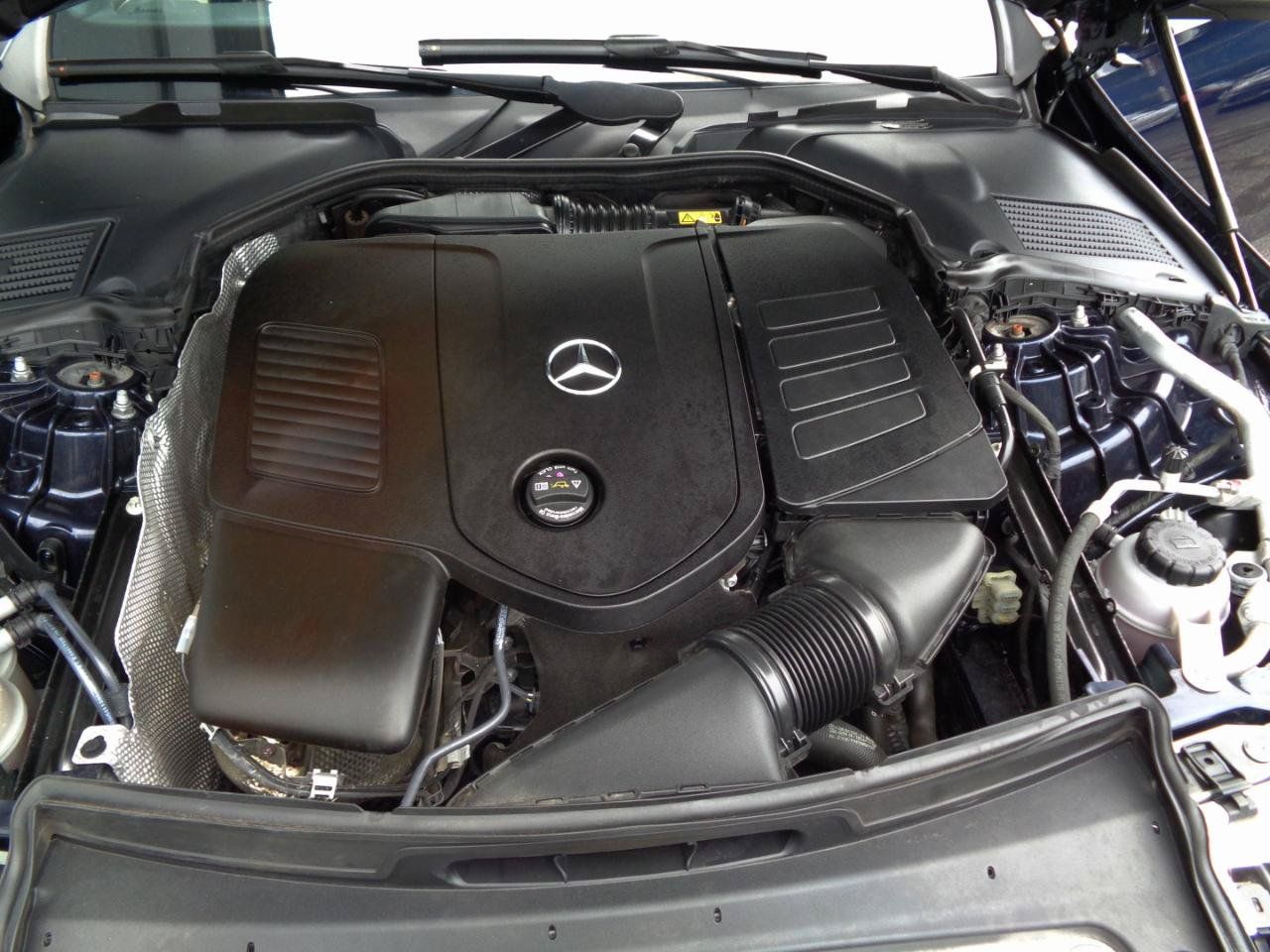 Used 2023 Mercedes-Benz C 300 4MATIC Sedan image 18