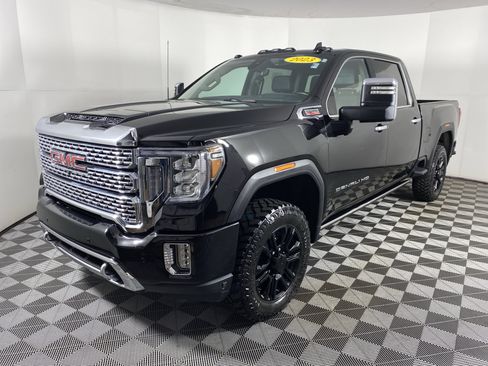 Used 2023 GMC Sierra 2500 Denali w/ Denali Black Diamond Edition image 11