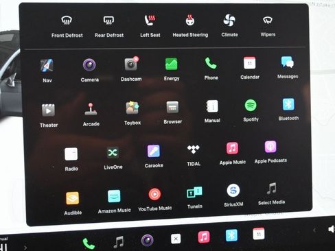 Used 2022 Tesla Model Y Performance image 18