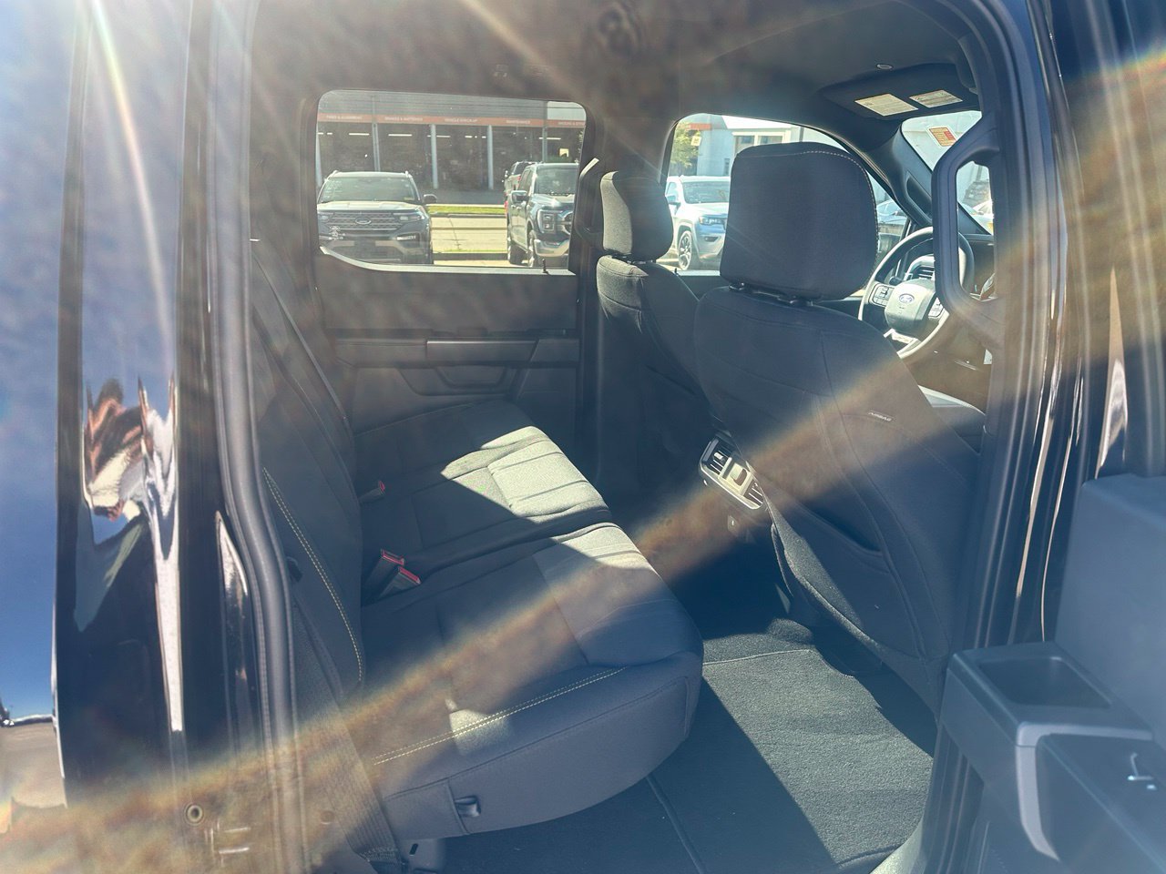 Used 2025 Ford F150 STX w/ Equipment Group 200A RWD image 4