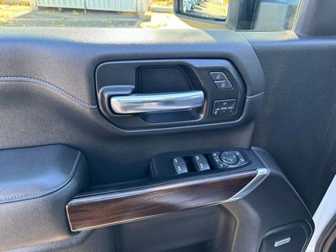 Used 2020 GMC Sierra 2500 SLT w/ Technology Package image 12
