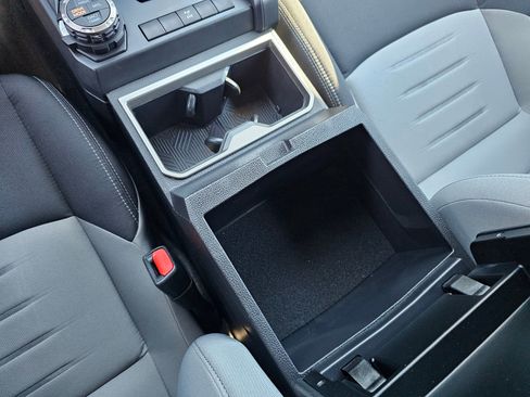 Used 2024 Toyota Tacoma TRD Off-Road image 59