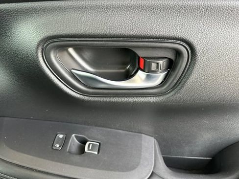 Certified 2024 Honda HR-V EX-L image 19