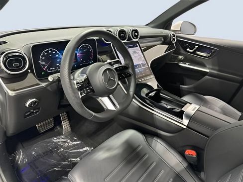 Certified 2024 Mercedes-Benz GLC 300 4MATIC image 13