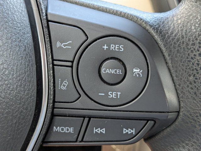 Used 2019 Toyota Camry LE FWD image 24