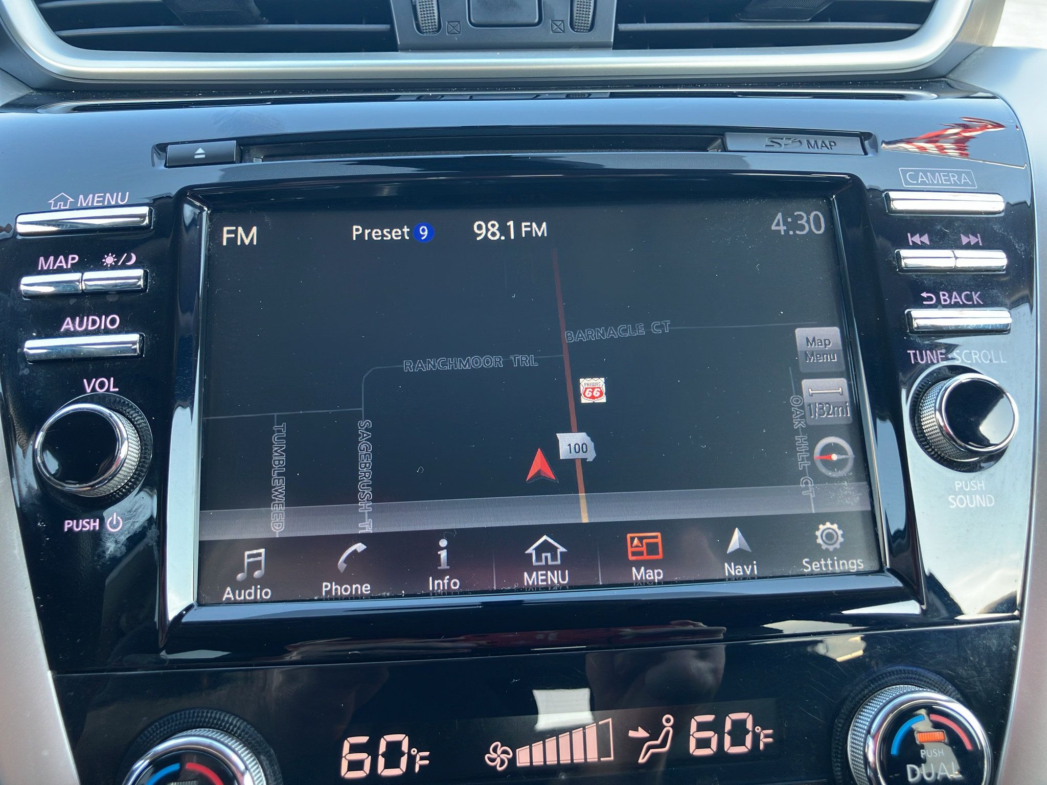 Used 2018 Nissan Murano SV FWD image 17