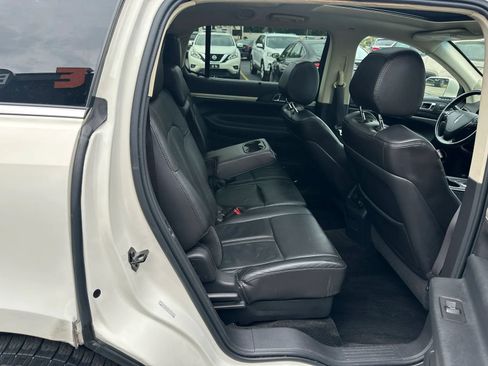 Used 2014 Lincoln MKT AWD w/ Equipment Group 201A image 17