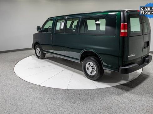 Used 2015 Chevrolet Express 2500 Work Van image 27