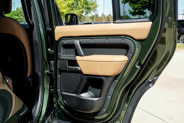 New 2026 Land Rover Defender 110 X-Dynamic SE AWD/4WD image 59
