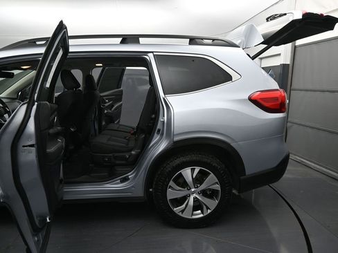 Used 2024 Subaru Ascent Premium w/ Convenience Package AWD/4WD image 12