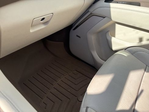 Used 2022 GMC Yukon Denali image 25