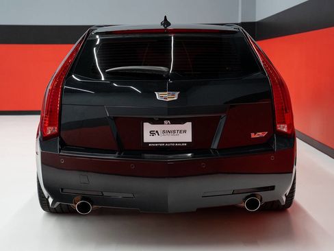 Used 2013 Cadillac CTS V w/ Wood Trim Package RWD image 32