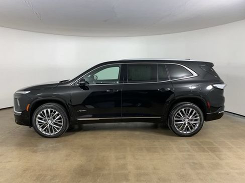 Used 2025 Buick Enclave Avenir w/ Super Cruise Package AWD/4WD image 17