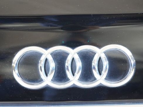 Used 2021 Audi Q5 2.0T Premium image 25