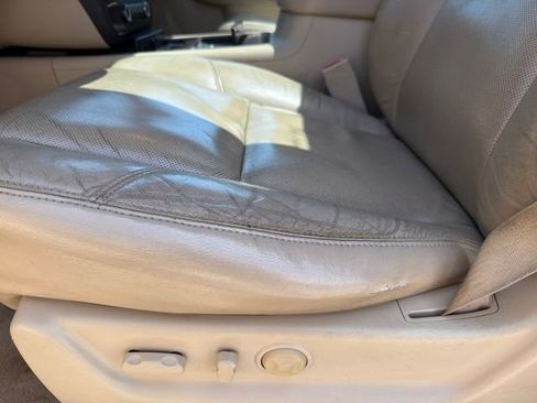 Used 2010 GMC Yukon Denali AWD/4WD image 14