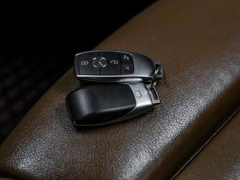 Used 2020 Mercedes-Benz GLC 43 AMG 4MATIC image 52