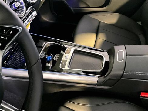 New 2026 Mercedes-Benz GLA 250 4MATIC image 10