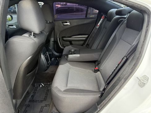 Used 2018 Dodge Charger SXT Plus RWD image 15