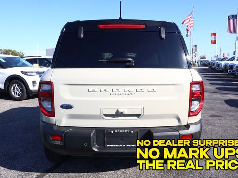 New 2025 Ford Bronco Sport Outer Banks w/ Outer Banks Tech Package+ AWD/4WD image 4