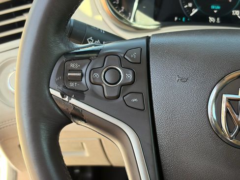 Used 2015 Buick LaCrosse Leather FWD image 16