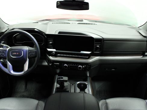 Used 2025 GMC Sierra 1500 SLT w/ SLT Premium Plus Package image 15