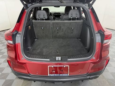Used 2023 Chevrolet TrailBlazer RS w/ Sun and Liftgate Package FWD image 7