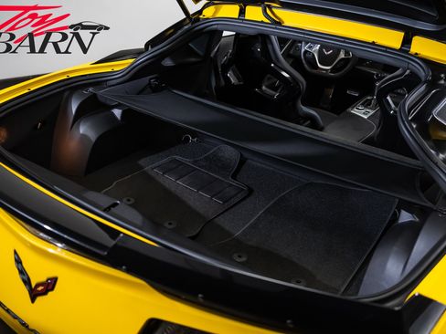 Used 2015 Chevrolet Corvette Z06 w/ 2LZ Preferred Equipment Group RWD image 50