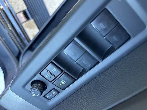 New 2026 Toyota Tundra Platinum AWD/4WD image 9