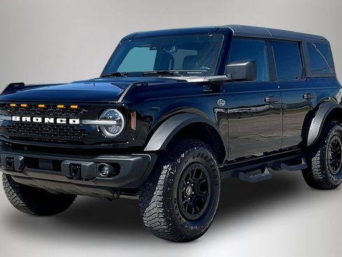 Certified 2023 Ford Bronco Wildtrak AWD/4WD image 2