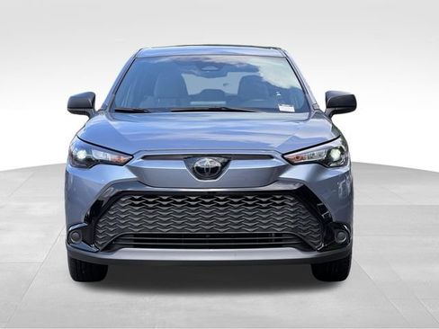 Used 2024 Toyota Corolla Cross AWD Hybrid image 8