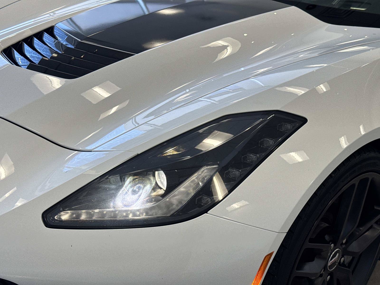 Used 2016 Chevrolet Corvette Stingray Coupe w/ 2LT Preferred Equipment Group RWD image 28