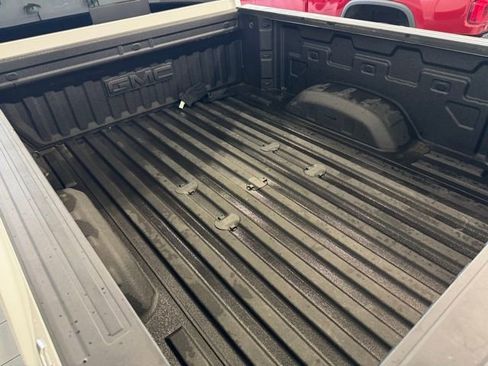 Used 2025 GMC Sierra 3500 SLT w/ SLT Premium Package image 37