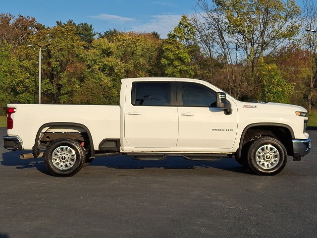 Used 2025 Chevrolet Silverado 2500 LT w/ All Star Edition AWD/4WD image 10