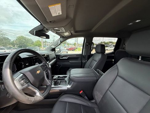 Used 2026 Chevrolet Silverado 1500 LTZ AWD/4WD image 13