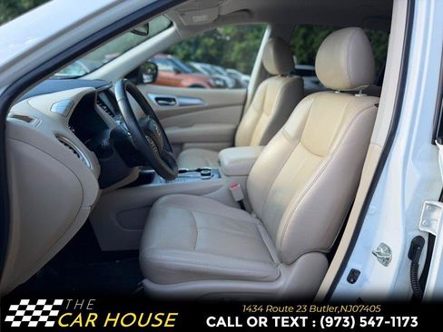 Used 2020 Nissan Pathfinder SL AWD/4WD image 15