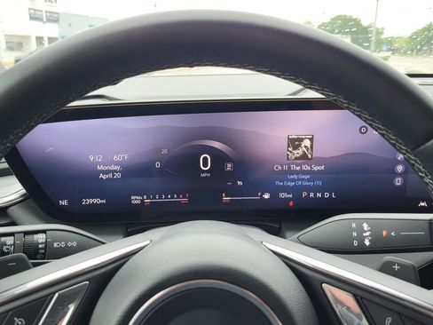 Certified 2025 Buick Enclave Preferred FWD image 24