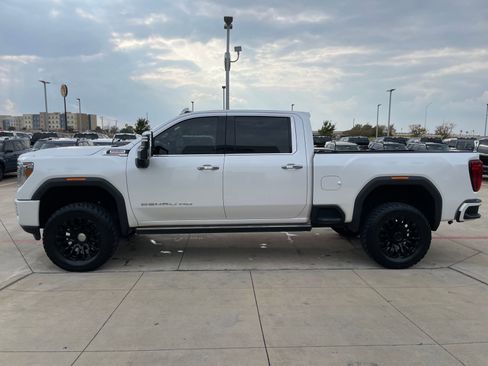 Used 2022 GMC Sierra 2500 Denali w/ Denali Ultimate Package image 2