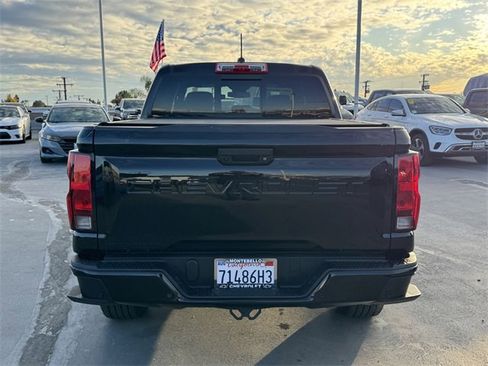 Used 2025 Chevrolet Colorado W/T w/ WT Custom Package image 3