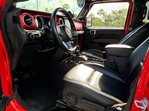 Used 2020 Jeep Wrangler Unlimited Rubicon AWD/4WD image 8