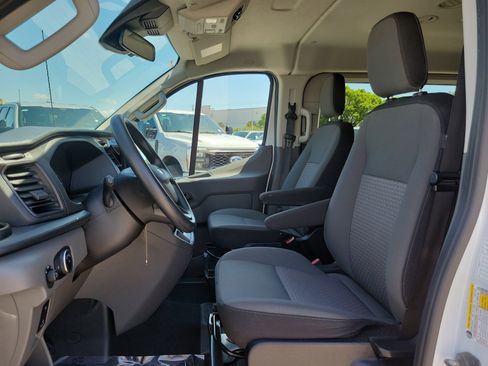 Used 2024 Ford Transit 350 XLT RWD image 29