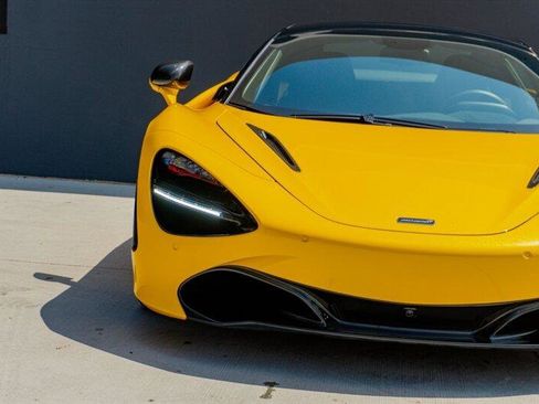 Used 2023 McLaren 720S image 31