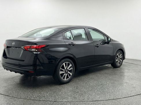 Used 2025 Nissan Versa SV FWD image 9