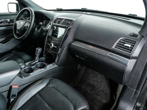 Used 2018 Ford Explorer Sport w/ Equipment Group 401A image 24