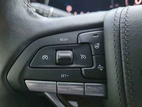 Used 2024 Cadillac Escalade Sport Platinum AWD/4WD image 23