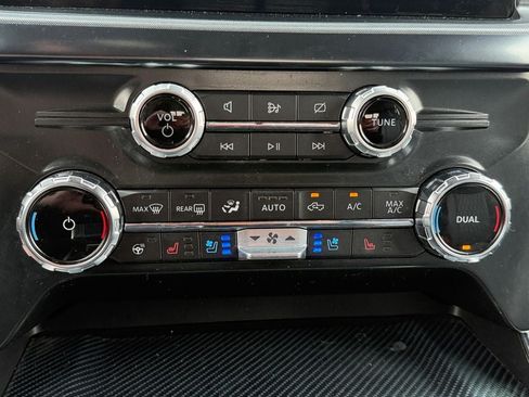 Used 2022 Ford F150 Limited AWD/4WD image 28