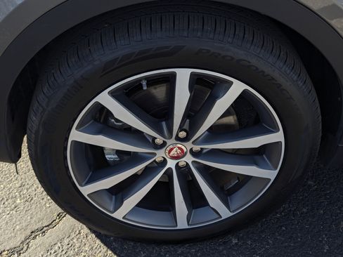 Used 2020 Jaguar E-PACE R-Dynamic HSE image 7