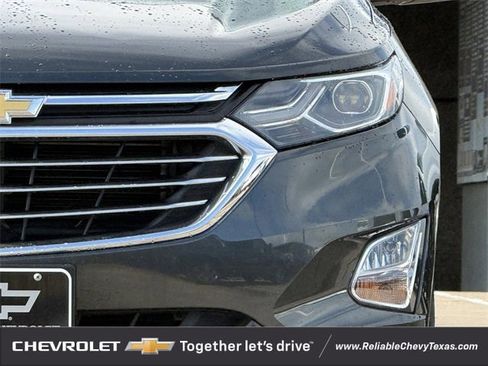 Used 2018 Chevrolet Equinox Premier image 4