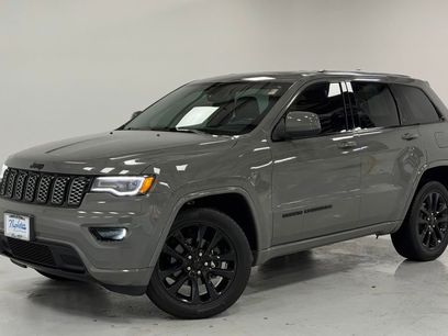 Used 2020 Jeep Grand Cherokee Altitude