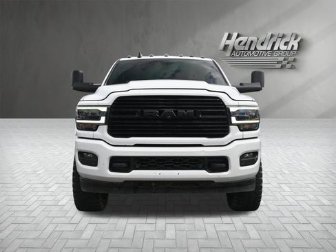 Used 2022 RAM 3500 Laramie AWD/4WD image 3