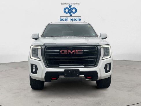 Used 2021 GMC Yukon AT4 AWD/4WD image 8